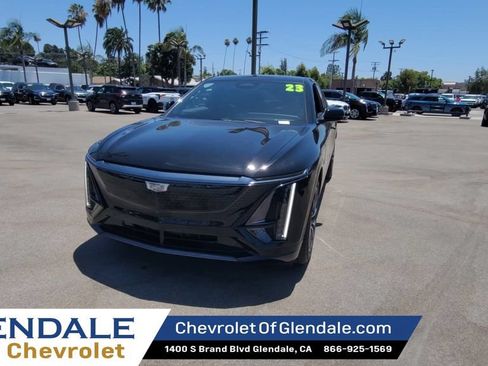 Used 2024 Cadillac Lyriq Sport w/ LPO, Floor Liner Package RWD image 4