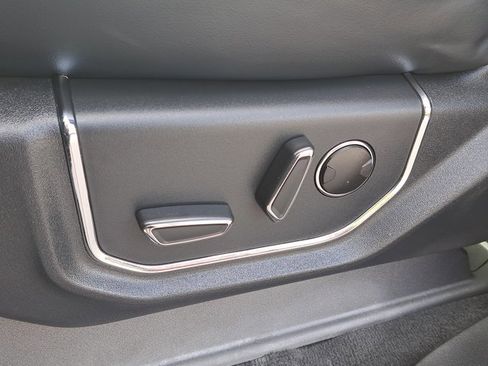 Certified 2022 Ford Expedition Platinum image 20