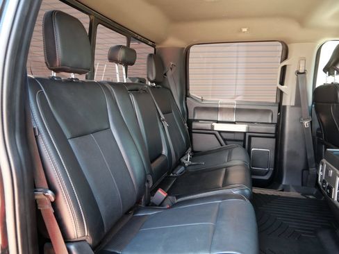 Used 2020 Ford F250 Lariat w/ Lariat Ultimate Package AWD/4WD image 17