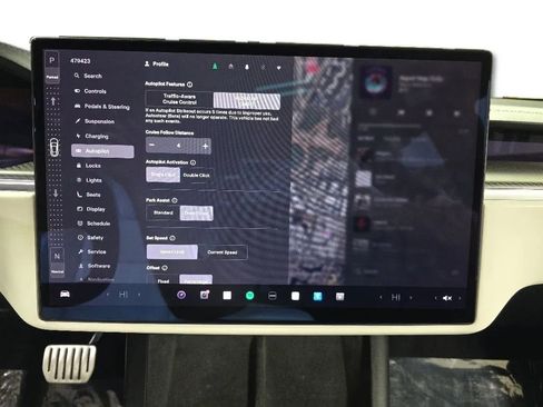 Used 2022 Tesla Model S Plaid image 29