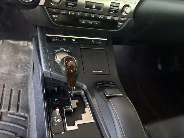 Used 2014 Lexus ES 350 w/ Luxury Package FWD image 9