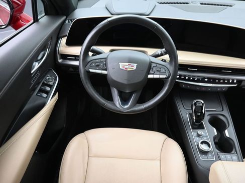 Certified 2025 Cadillac XT4 Premium Luxury w/ Technology Package AWD/4WD image 11