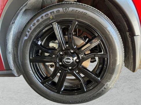 Used 2022 Nissan Kicks SV image 23