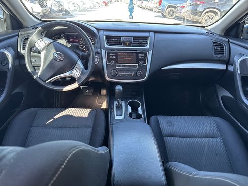 Used 2017 Nissan Altima 2.5 S FWD image 10