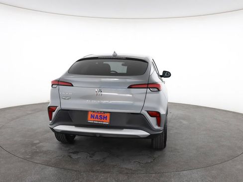 Used 2025 Buick Envista Preferred image 11