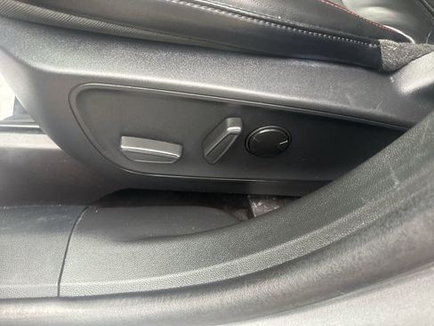 Used 2025 Ford Escape ST-Line Select image 12