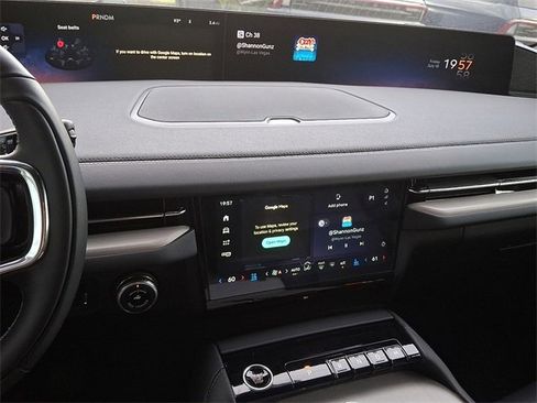 New 2025 Lincoln Navigator L Reserve w/ Jet Appearance Package image 8