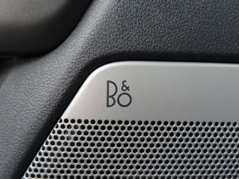 Used 2023 Ford F250 Lariat w/ Lariat Ultimate Package image 59