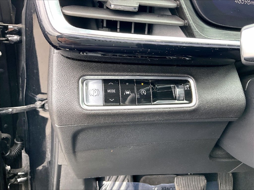 Used 2024 Buick Envision Preferred AWD/4WD image 25