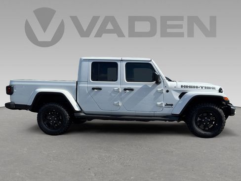 New 2025 Jeep Gladiator Sport image 6