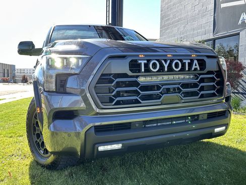 Used 2023 Toyota Sequoia TRD Pro AWD/4WD image 4