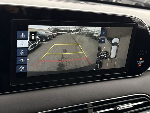 Used 2021 Hyundai Palisade Calligraphy image 19