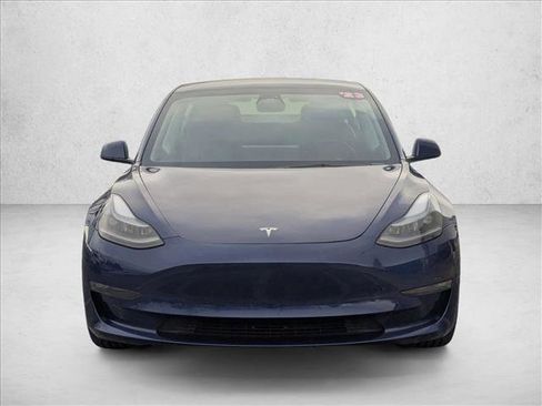 Used 2023 Tesla Model 3 Performance image 2
