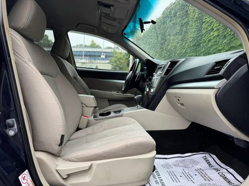 Used 2014 Subaru Outback 2.5i Premium AWD/4WD image 18