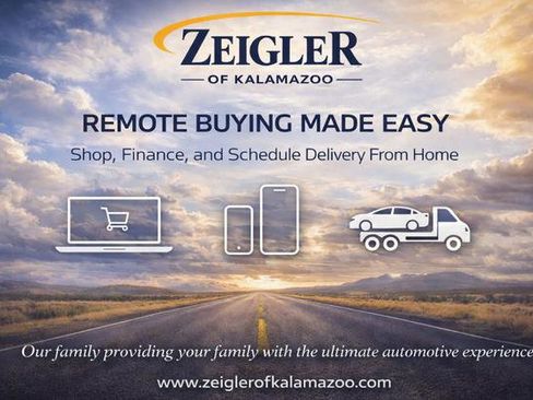 Used 2023 Jeep Grand Cherokee Laredo w/ Luxury Tech Group I image 3