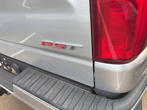 Used 2021 Chevrolet Silverado 1500 RST image 6