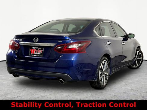Used 2018 Nissan Altima 2.5 SR FWD image 6