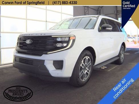 Used 2025 Ford Expedition Active image 6