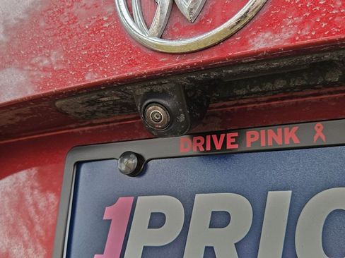 Used 2023 Buick Envision Essence w/ Sport Touring Package image 9