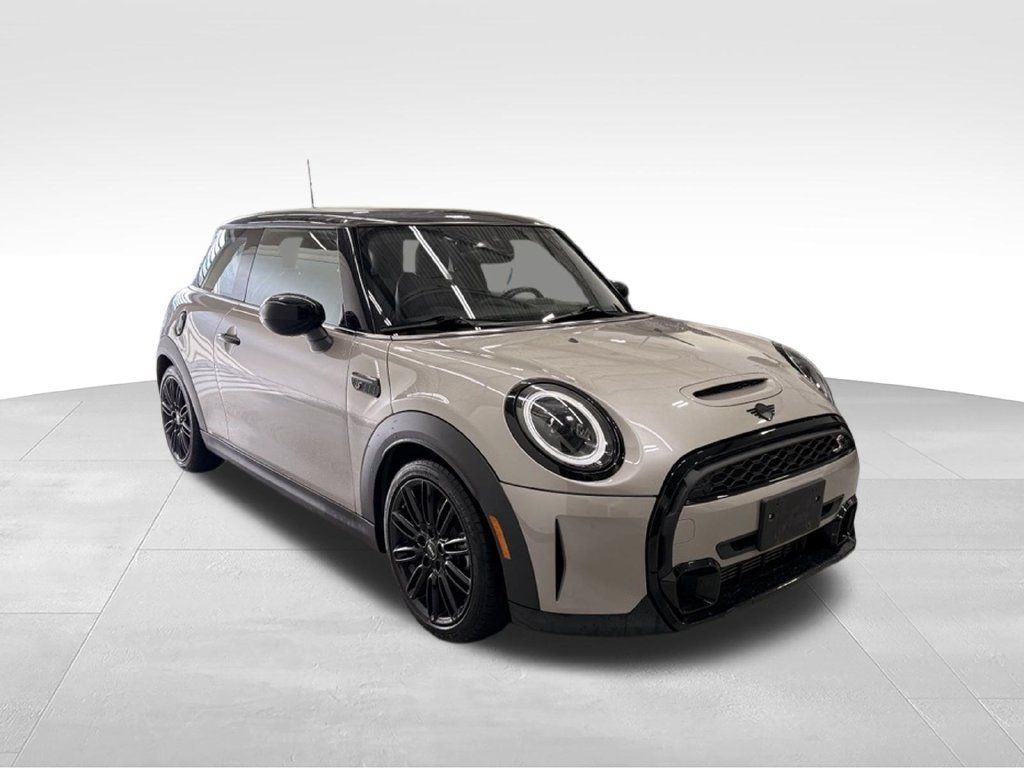 Certified 2022 MINI Cooper S w/ Premium Package FWD image 7