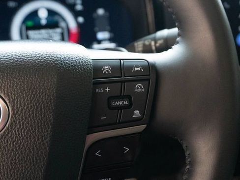 Used 2025 Toyota Camry XSE FWD image 20