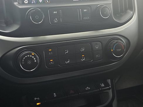 Used 2021 Chevrolet Colorado LT w/ Fleet Safety Package RWD image 21