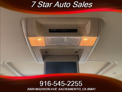 Used 2014 GMC Yukon XL Denali image 18