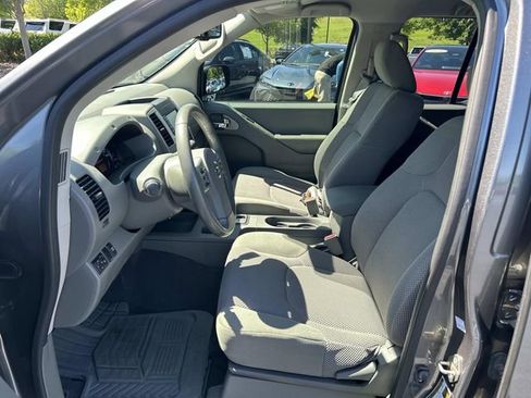Used 2019 Nissan Frontier SV w/ Value Truck Package RWD image 18