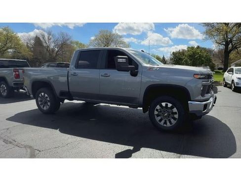New 2026 Chevrolet Silverado 2500 LT w/ All Star Edition AWD/4WD image 2