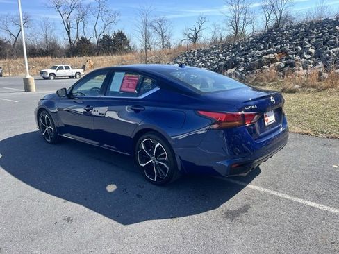 Certified 2024 Nissan Altima 2.5 SR w/ SR Premium Package image 4