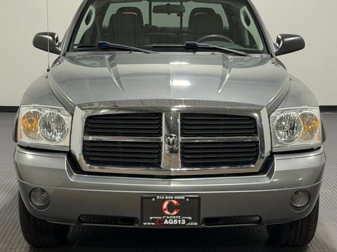 Used 2006 Dodge Dakota SLT image 3