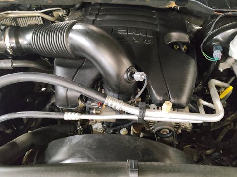 Used 2016 RAM 1500 Limited image 30