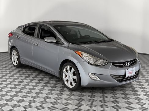 Used 2012 Hyundai Elantra Limited FWD image 7