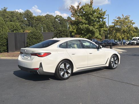 Used 2023 BMW i4 eDrive40 w/ Premium Package RWD image 3