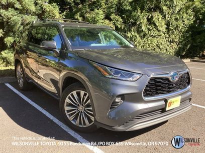 Used 2021 Toyota Highlander Platinum
