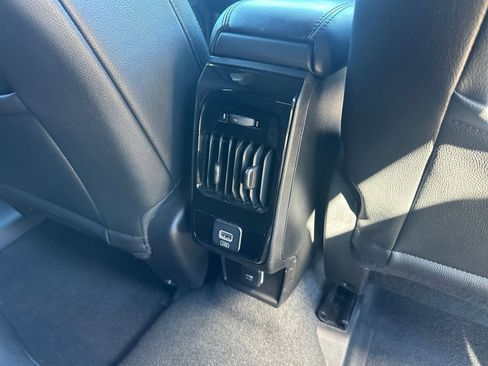 Used 2025 Jeep Compass Trailhawk w/ Trailer Tow Group image 23