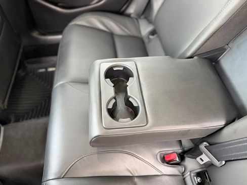 Used 2020 MAZDA MAZDA3 AWD Sedan w/ Preferred Package image 7