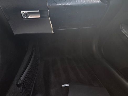 Used 2015 Mercedes-Benz SLK 350 image 12