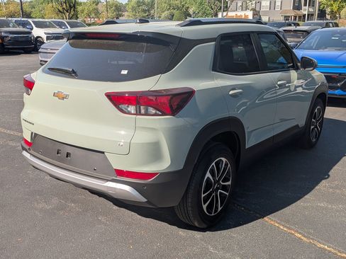 New 2026 Chevrolet TrailBlazer LT w/ LT Cold Weather Package FWD image 8