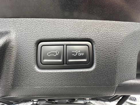 New 2025 Kia Telluride S image 16