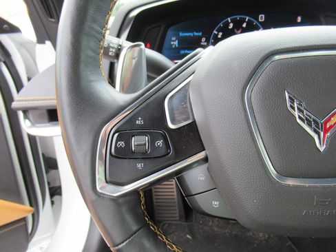 Used 2020 Chevrolet Corvette Stingray Preferred Cpe w/ 2LT Preferred Equipment Group RWD image 25
