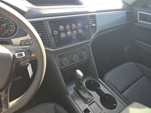 Used 2018 Volkswagen Atlas Launch Edition image 20