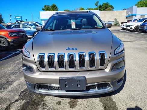 Used 2016 Jeep Cherokee Limited FWD image 2