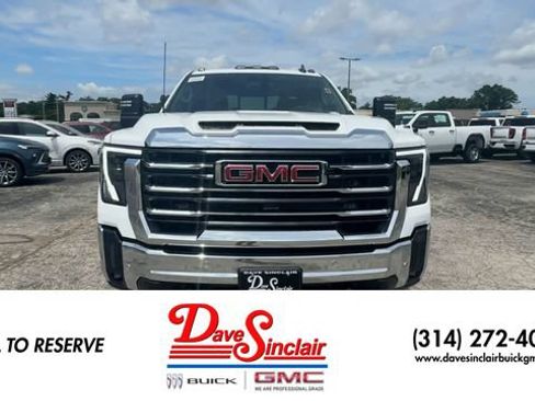 New 2026 GMC Sierra 2500 SLE w/ SLE Value Package; AWD/4WD image 3