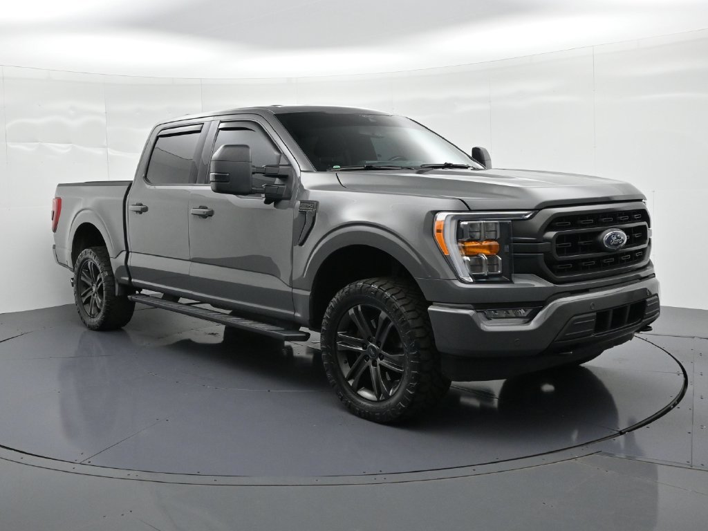 Used 2021 Ford F150 XLT w/ Equipment Group 302A High AWD/4WD image 4
