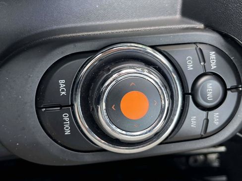 Used 2021 MINI Cooper S FWD image 18