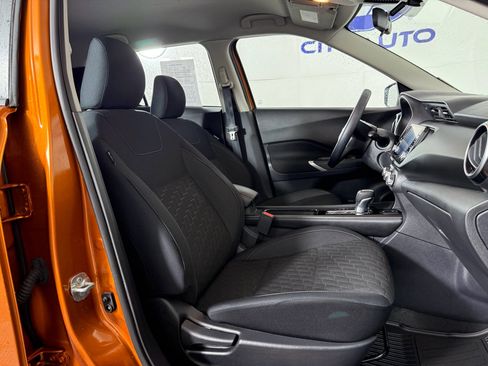 Used 2023 Nissan Kicks SV image 12