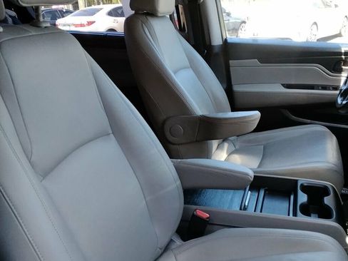 Used 2018 Honda Odyssey EX-L image 12