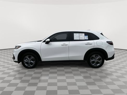 Certified 2026 Honda HR-V LX image 3