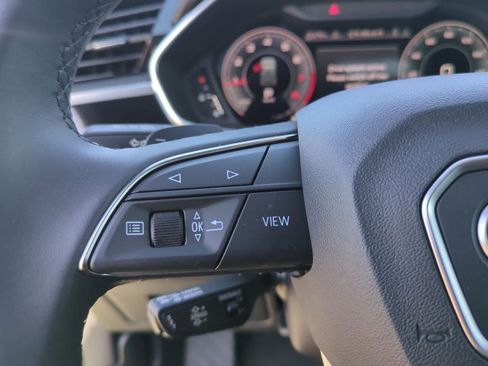 Used 2023 Audi Q3 2.0T Premium Plus w/ Premium Plus Package image 24